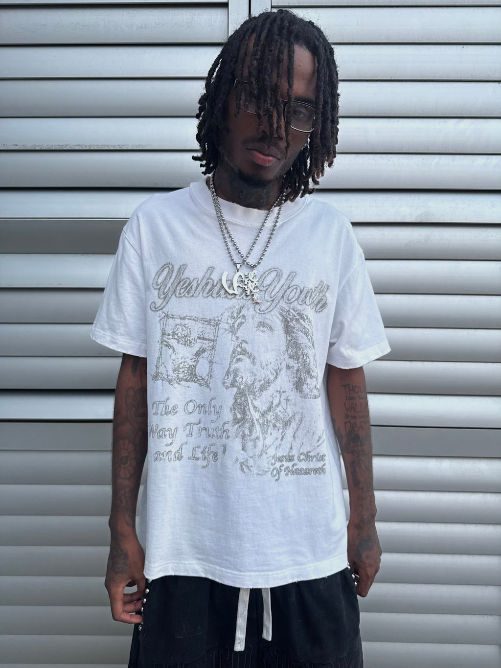 TATTED JESUS DISTRESSED TEE